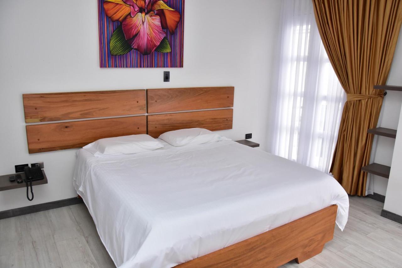 Hotel Valcon Santa Rosa de Cabal Zewnętrze zdjęcie
